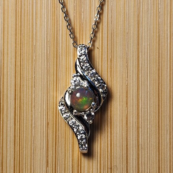NIB VTG 925 5mm Real / Natural Ethiopian Fire Opal Pendant Necklace 16" - Picture 8 of 14